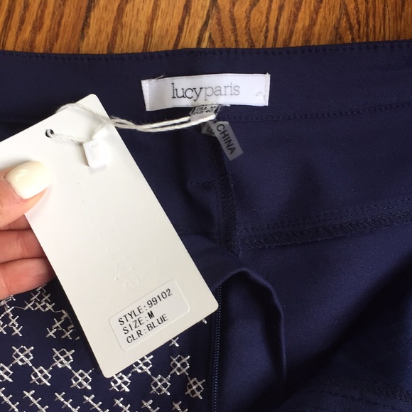 Shorts - Picture 4 of 4